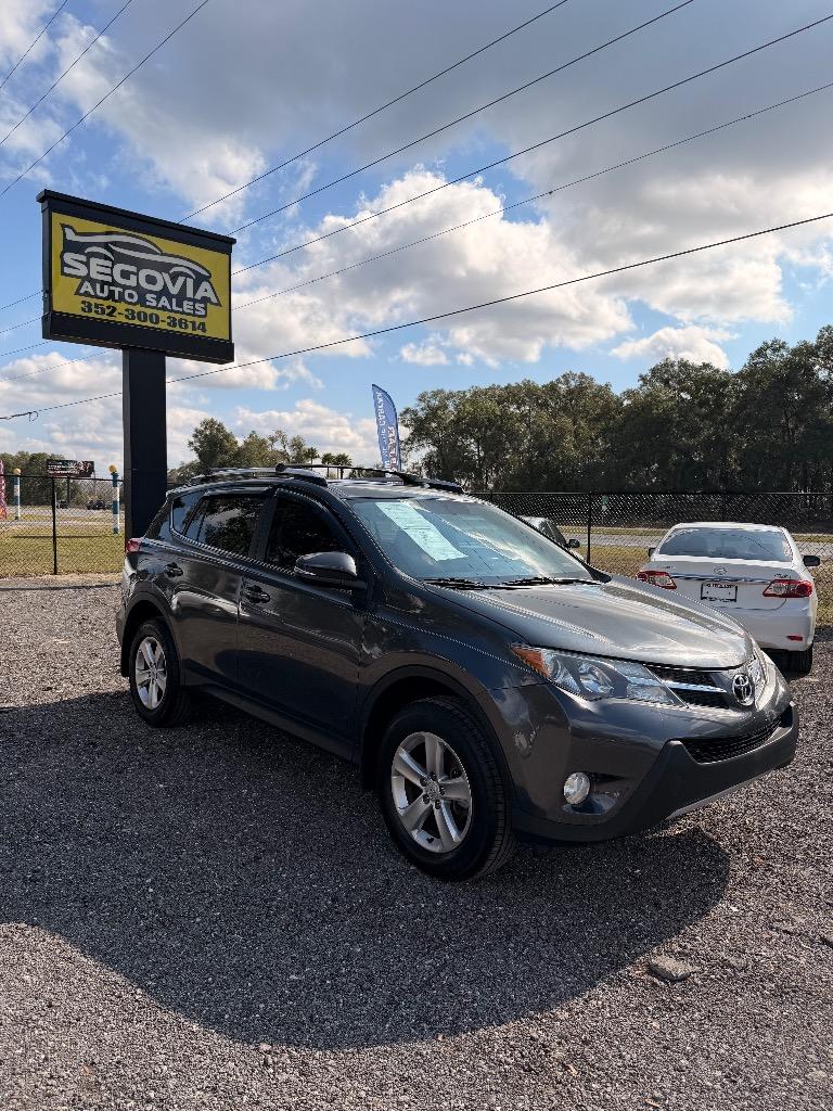 2013 Toyota RAV4 XLE's photo